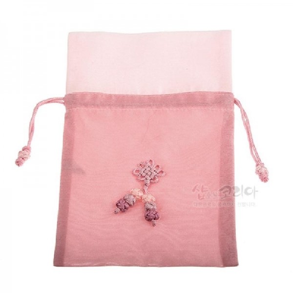 매듭주머니中 [연분홍] - 매듭으로 장식된 심플한 주머니