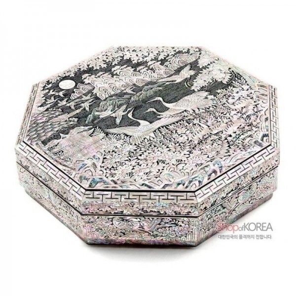 나전칠기 장생도문 구절함 - 아름다움과 실용성이 겸비된 다용도함