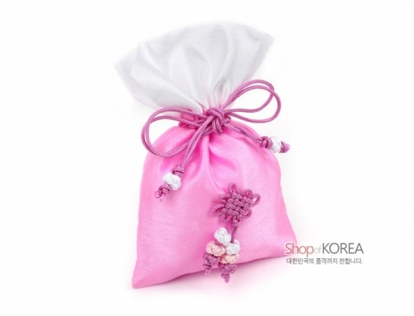 매듭주머니小 [분홍색] - 매듭으로 장식된 심플한 주머니