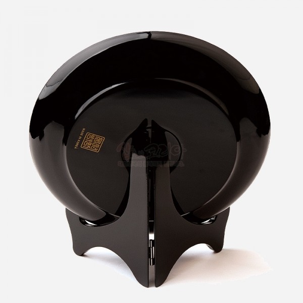 나전칠기 오브제-쟁반 정원속 쌍학 - 자개를 이용하여 소나무와 쌍학의 모습을 담은 소형 나전칠기 원형쟁반 입니다. 고급 받침이 함께 제공됩니다.