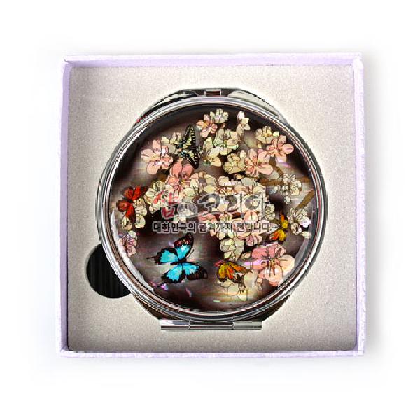 자개손거울-매화와나비 - 독특한 색감과 디자인이 특징